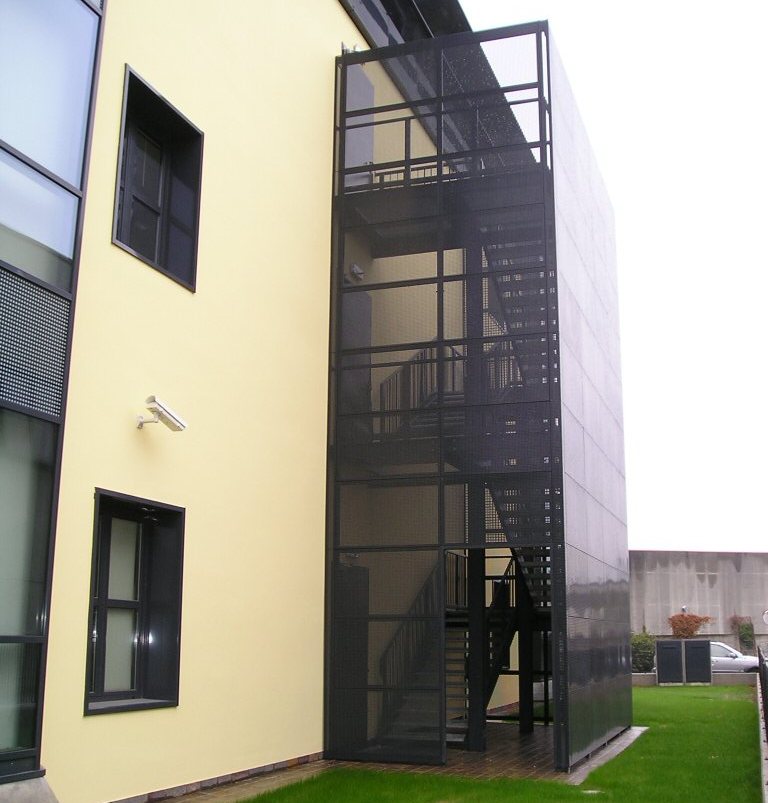 Scala in acciaio realizzata da Ceoldo — foto 31