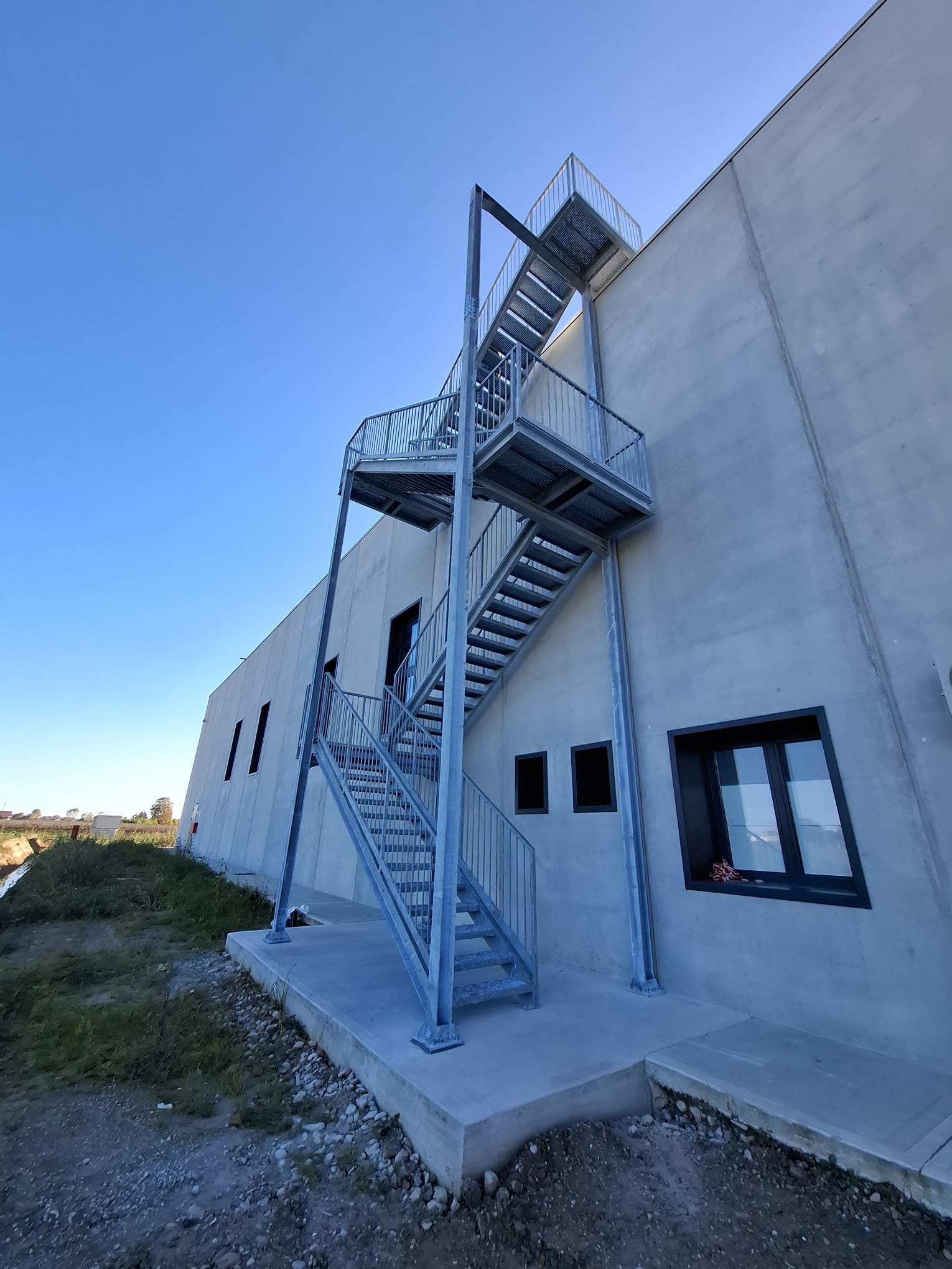 Scala in acciaio realizzata da Ceoldo — foto 37