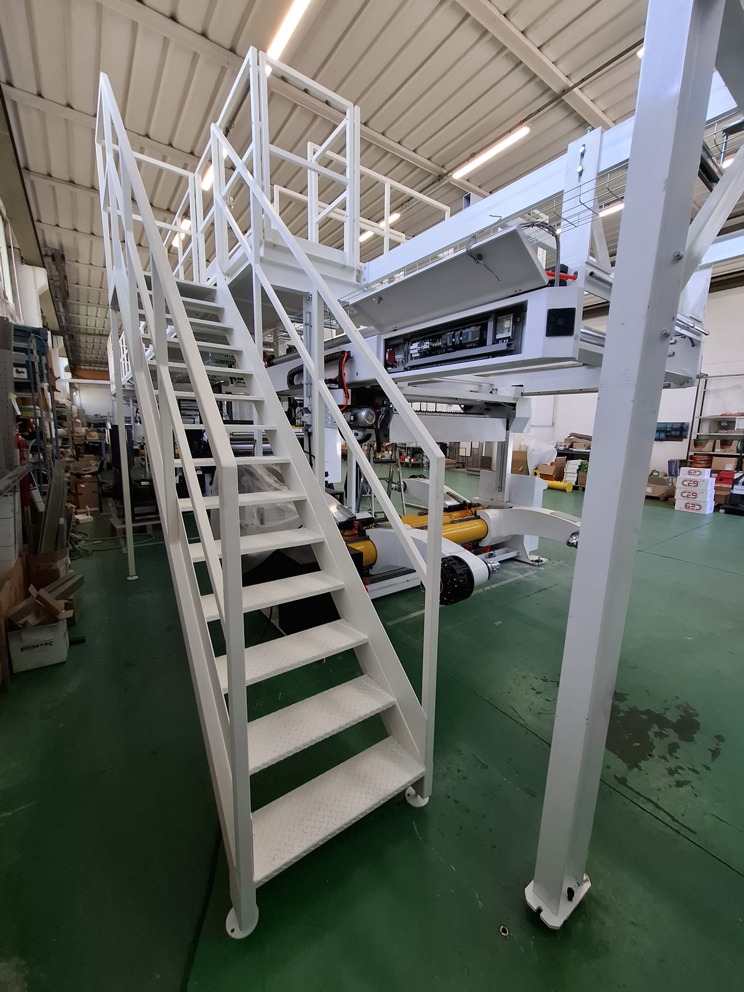 Scala in acciaio realizzata da Ceoldo — foto 42