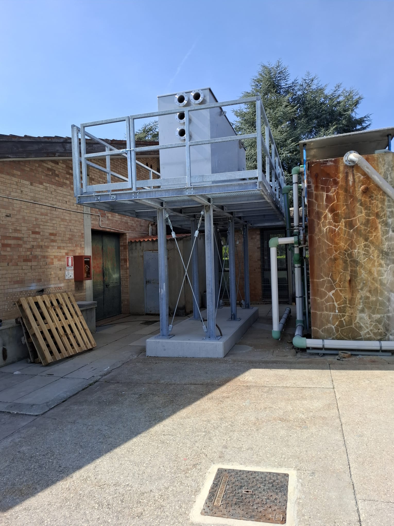 Tettoia o pergola in acciaio realizzata da Ceoldo — foto 17
