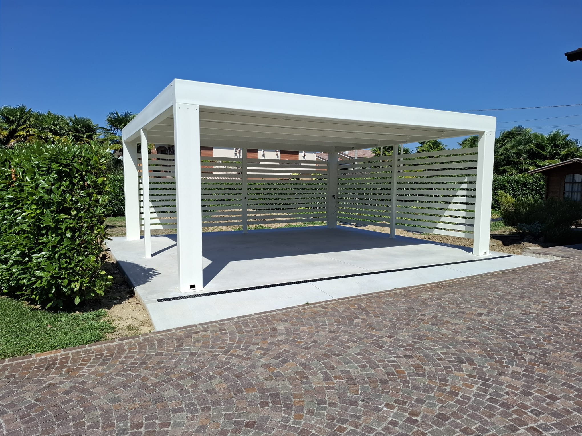 Tettoia o pergola in acciaio realizzata da Ceoldo — foto 23