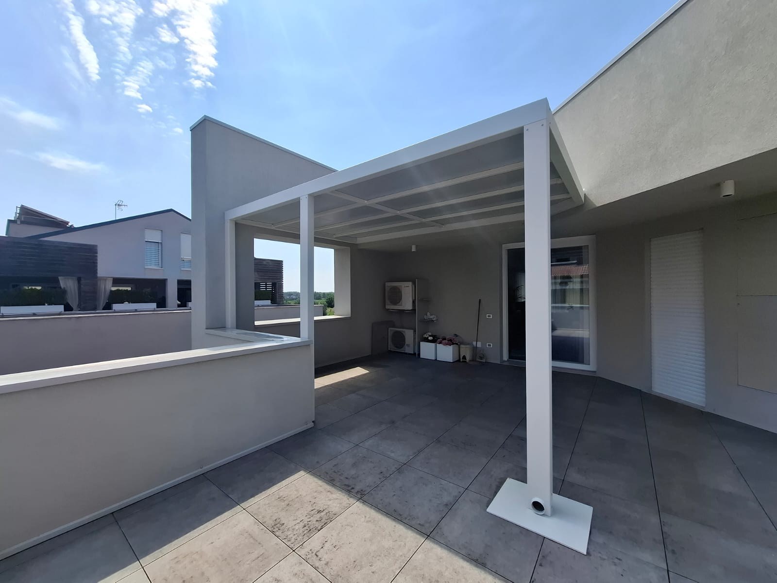 Tettoia o pergola in acciaio realizzata da Ceoldo — foto 33